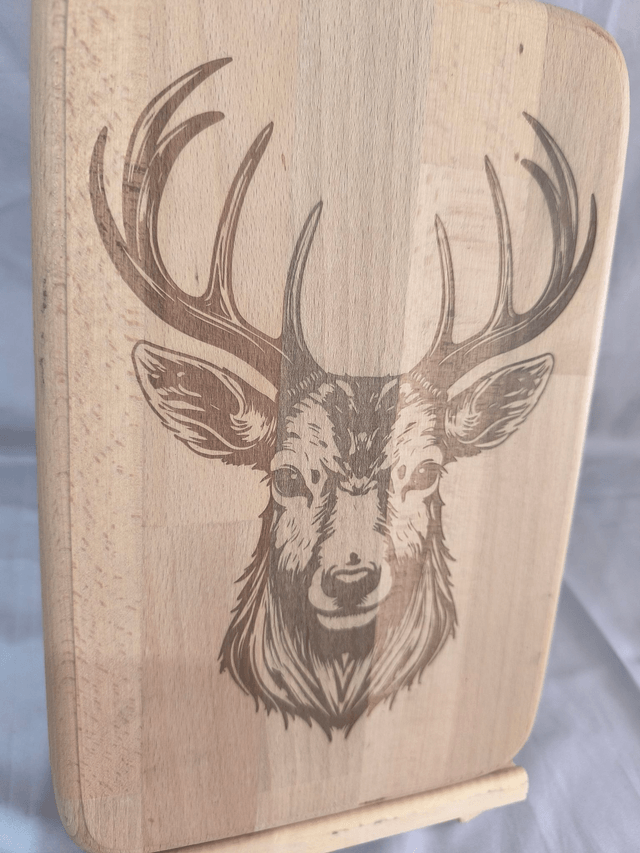 Planche apéritif tête de cerf