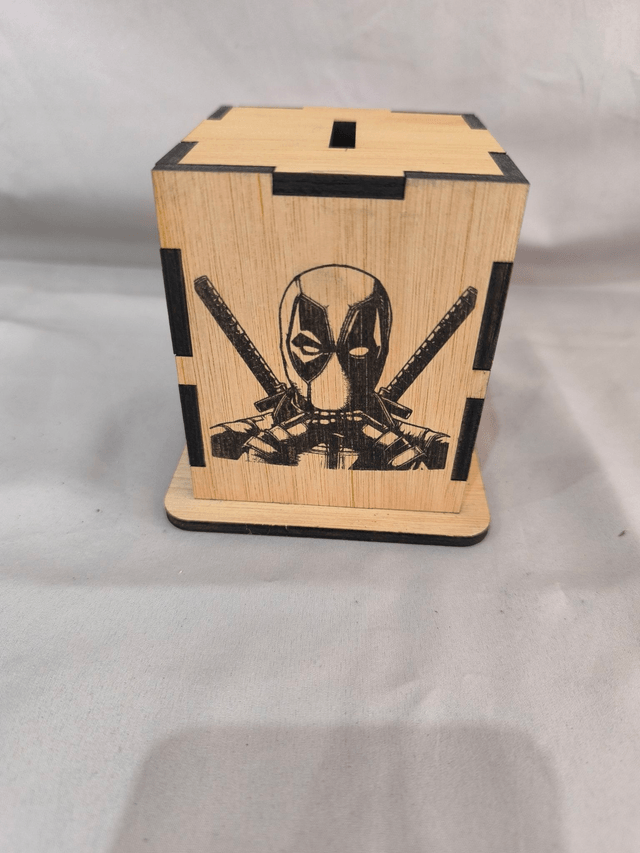 tirelire "deadpool"